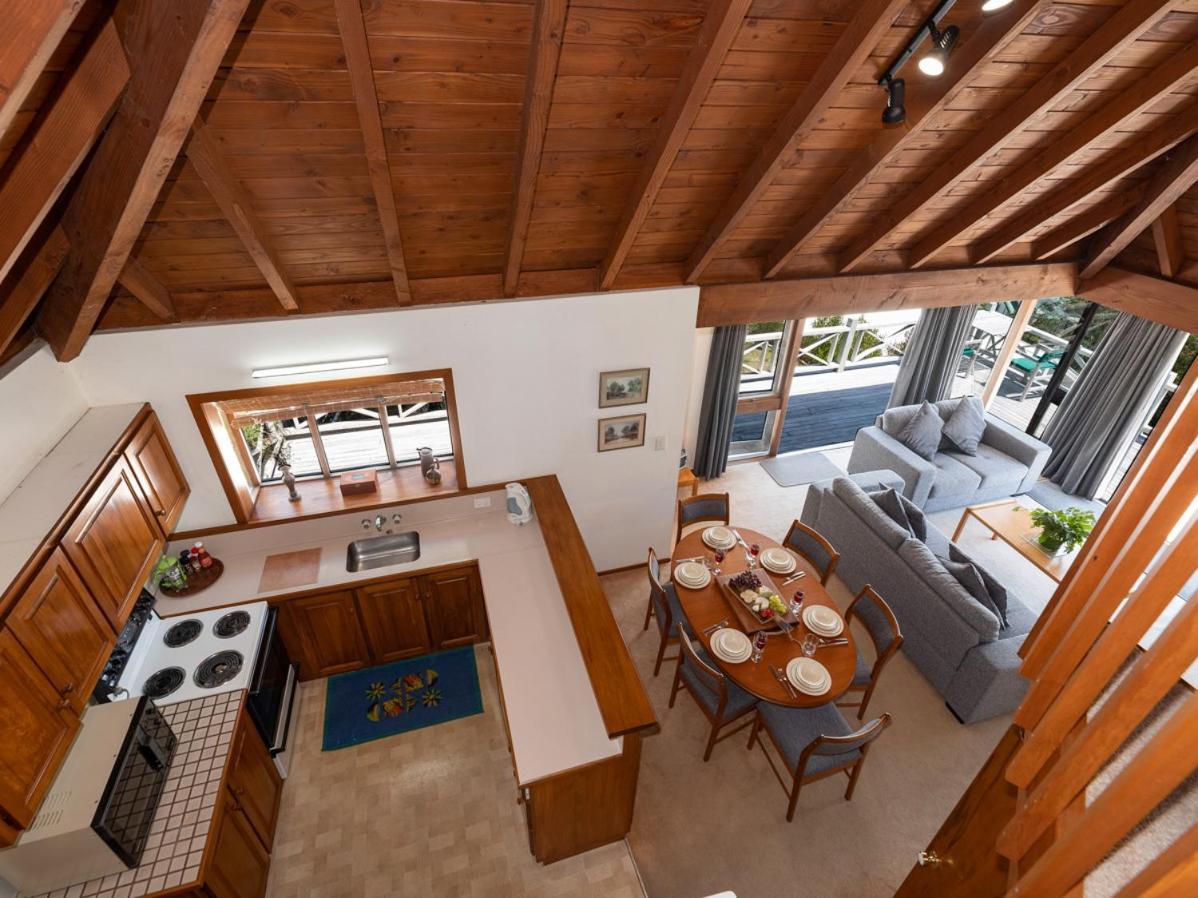 Te Maiki Escape - Russell Holiday Home Екстер'єр фото