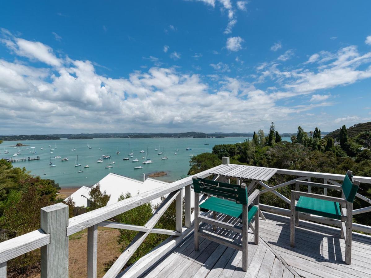 Te Maiki Escape - Russell Holiday Home Екстер'єр фото