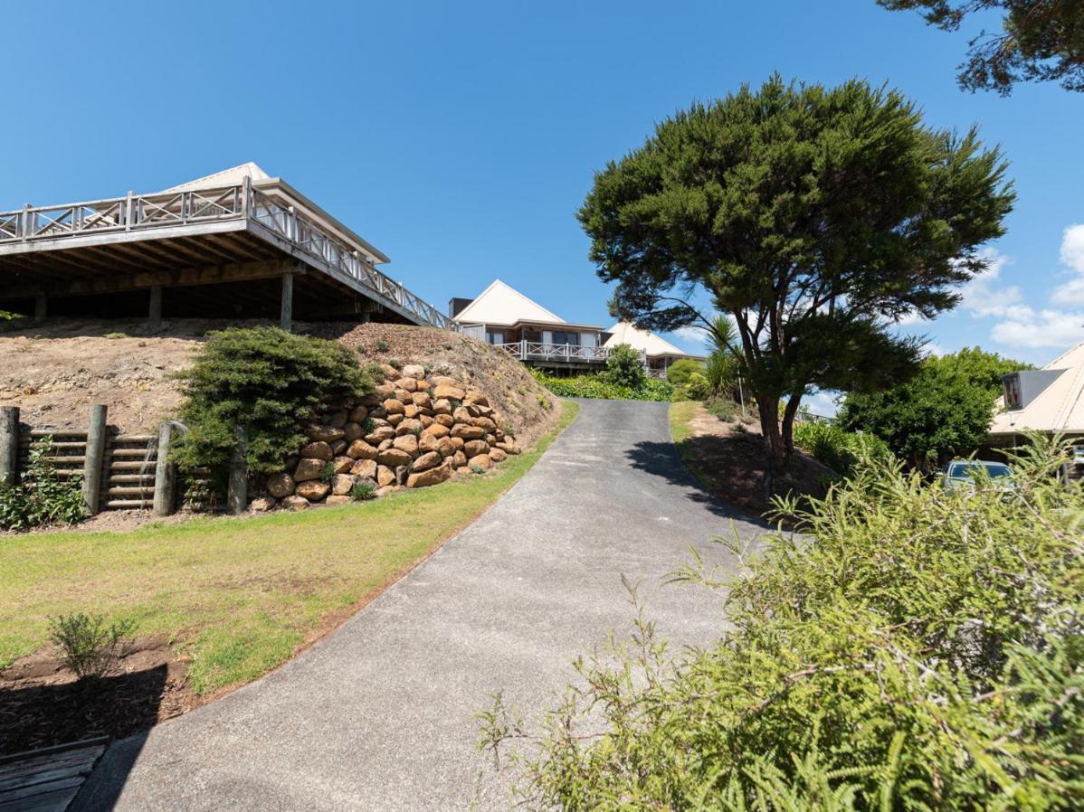 Te Maiki Escape - Russell Holiday Home Екстер'єр фото
