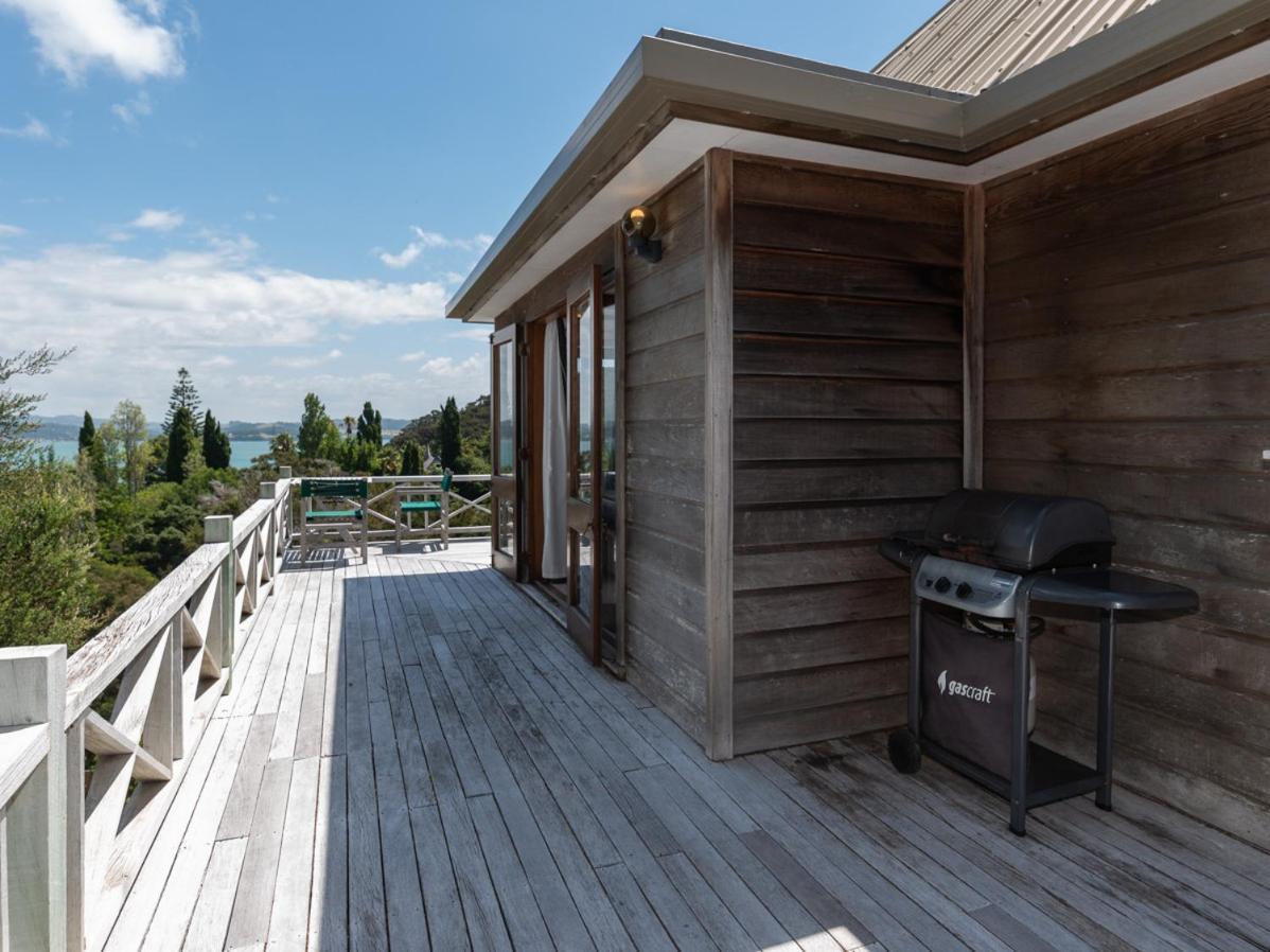 Te Maiki Escape - Russell Holiday Home Екстер'єр фото